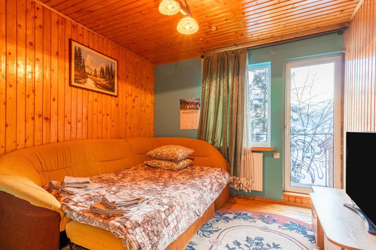 Smerichka Hotel Slavske Buitenkant foto