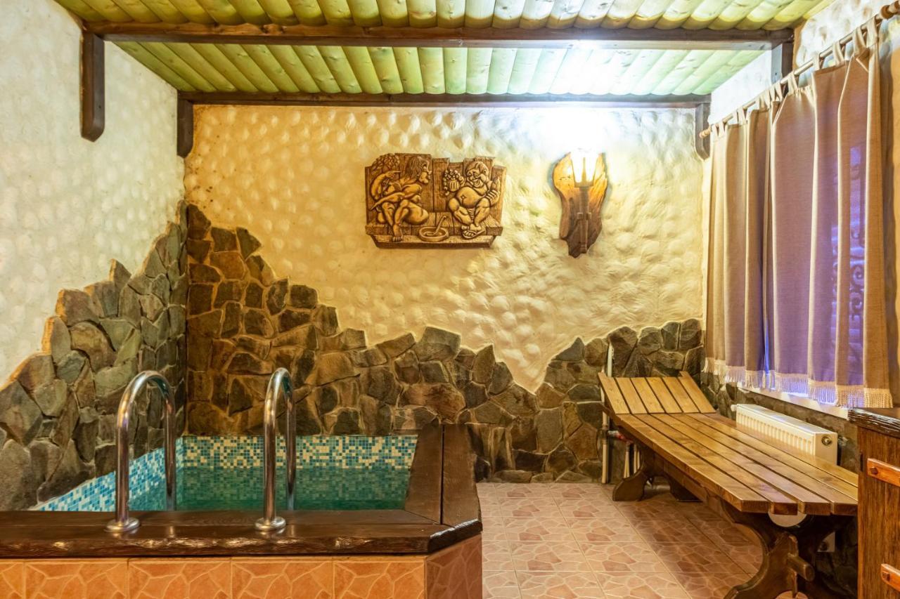Smerichka Hotel Slavske Buitenkant foto
